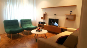 Design Apartment - City Break Apartments